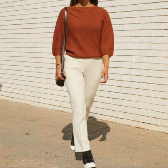 Uniqlo Women's Sweater - Brown - Picture 2 of 8